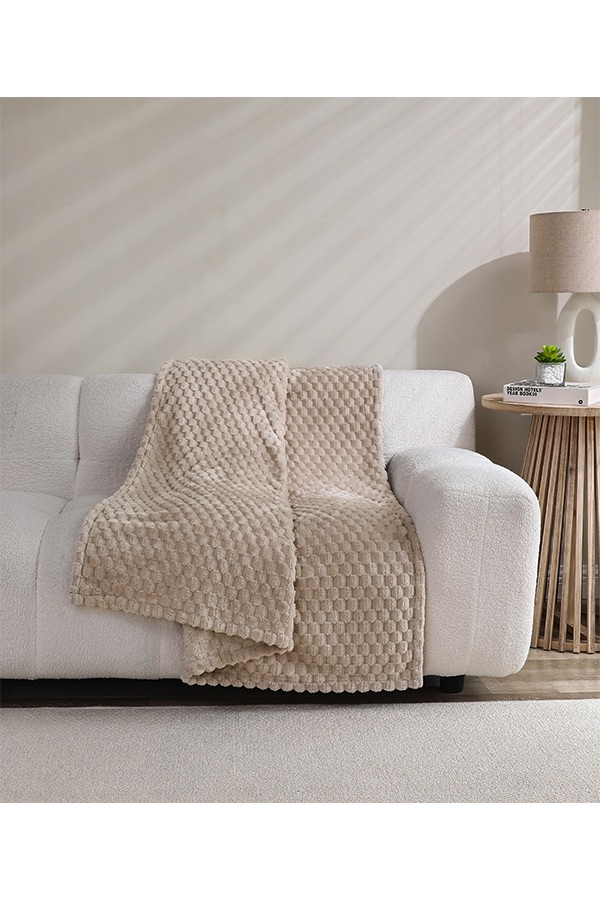 x Textured Throw Ivory $.