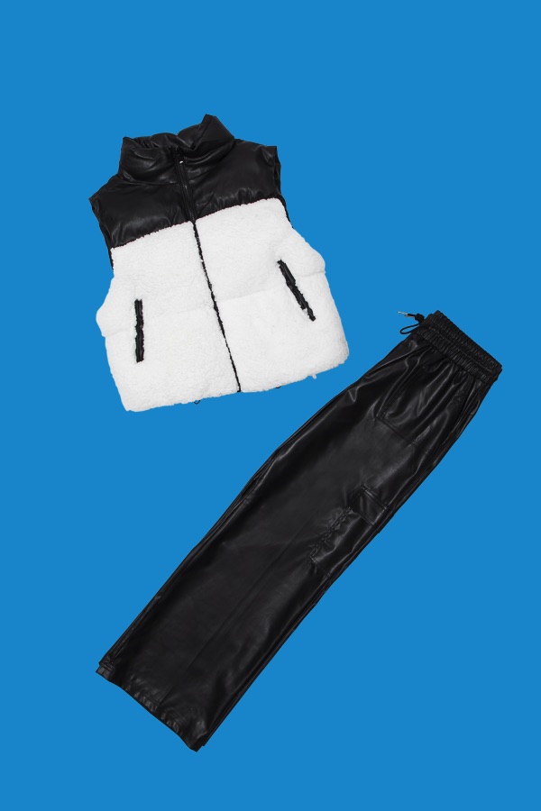 Cream & Black Sherpa PU Cargo Set